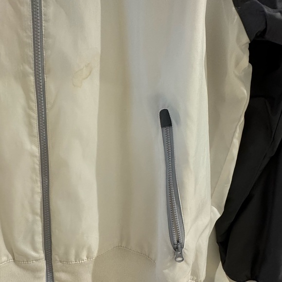 Nike Two tone Grey Chevron Light Jacket - Picture 3 of 5